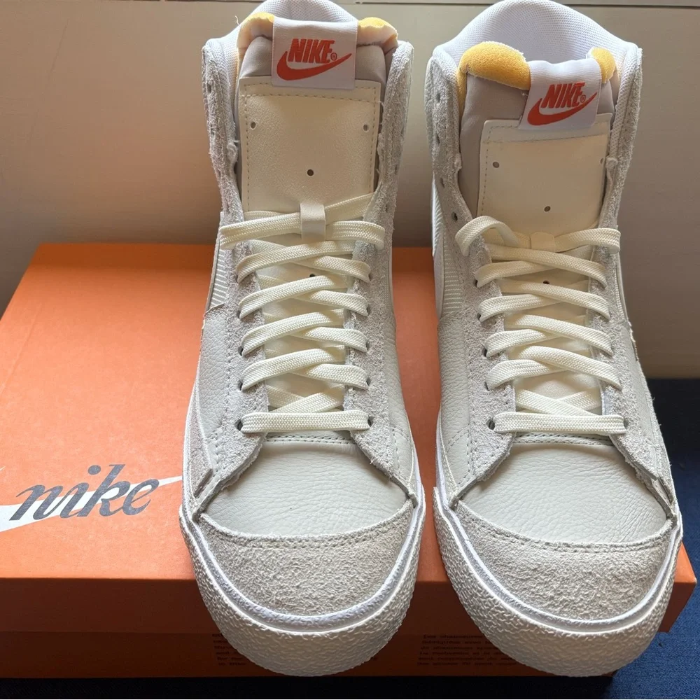 NWT Nike Blazer Mid Pro Club High-Top Sneakers in White - Picture 10 of 16